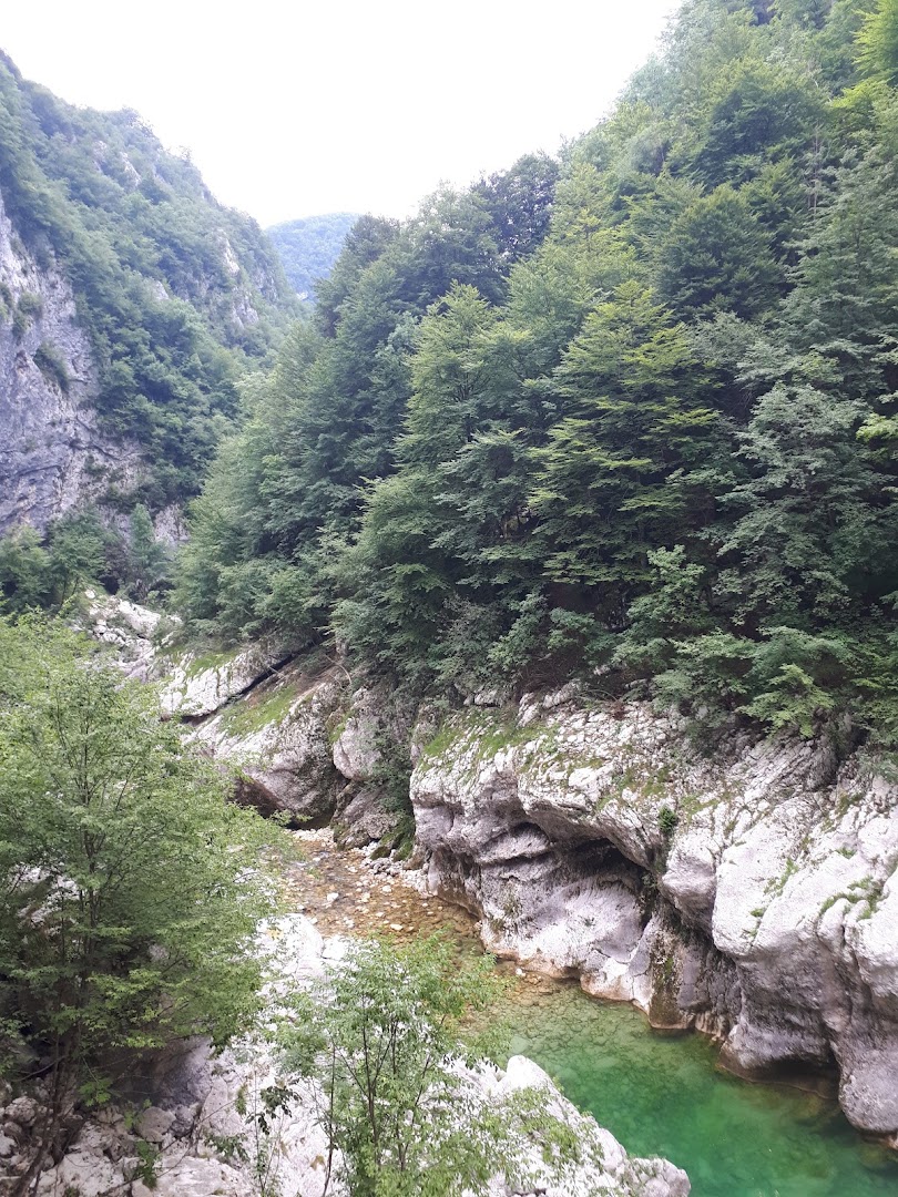Inizio Sentiero del Dint (CAI 997)