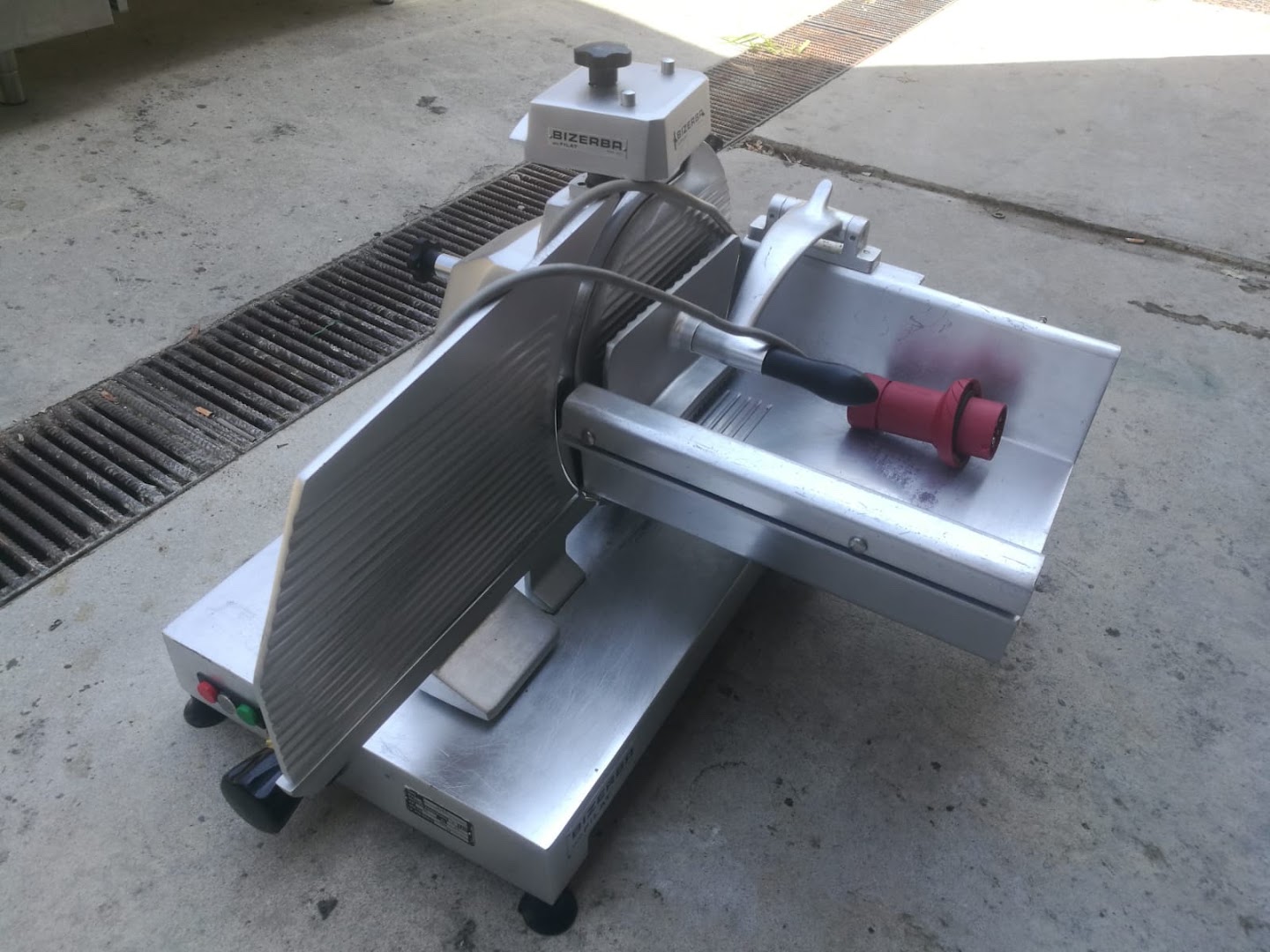 INOX SERVICES
