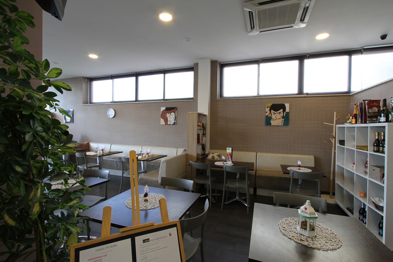Insolito Tabas Bar