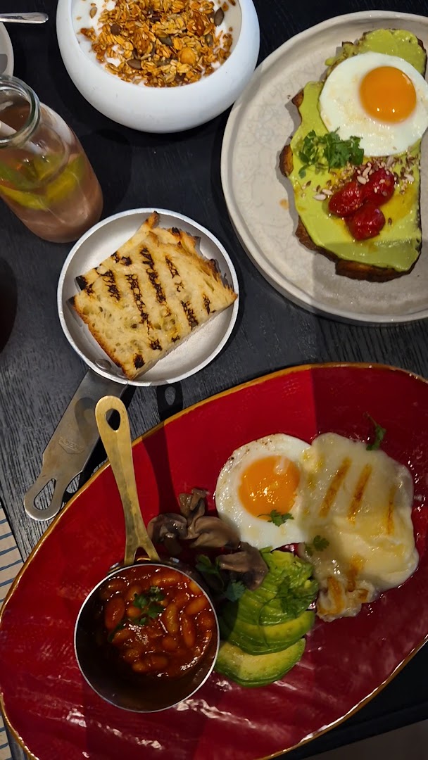 Integrale Breakfast & Restaurant