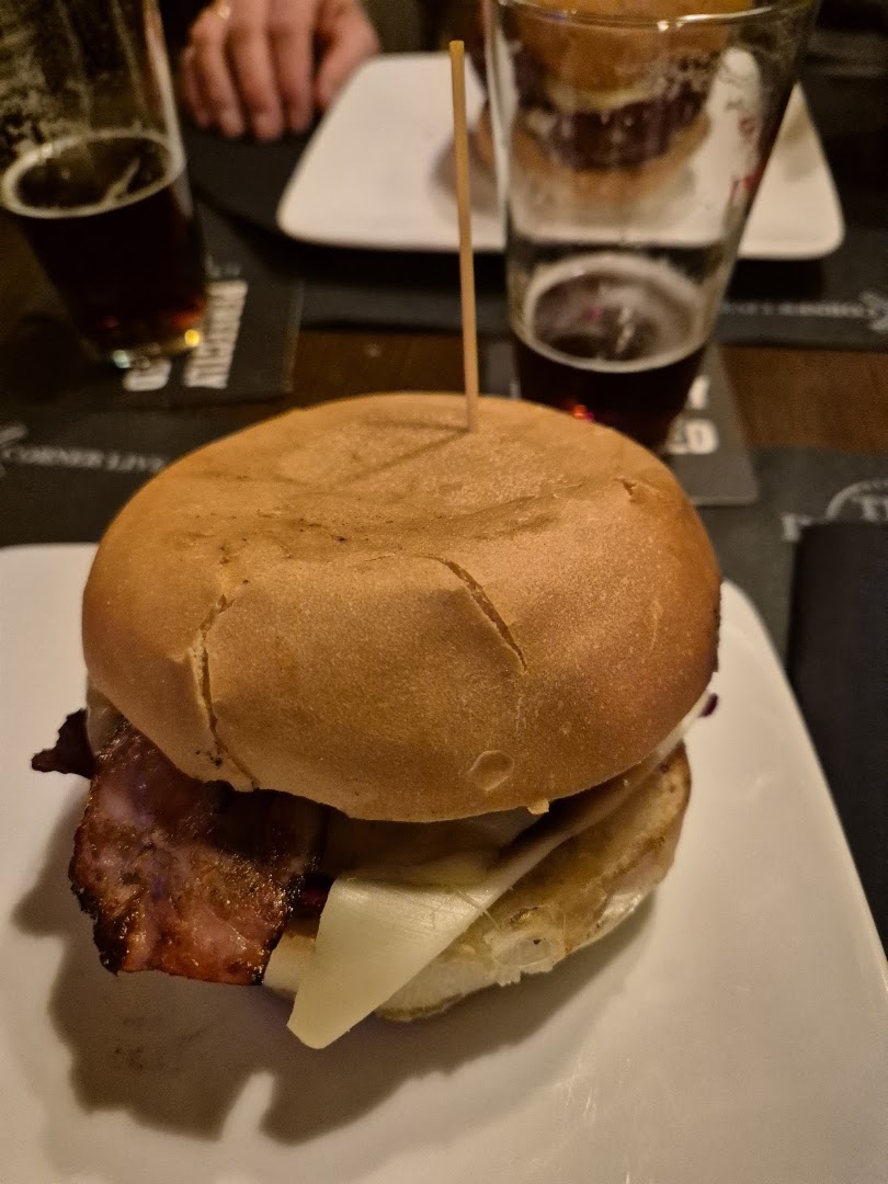 Inverness Pub