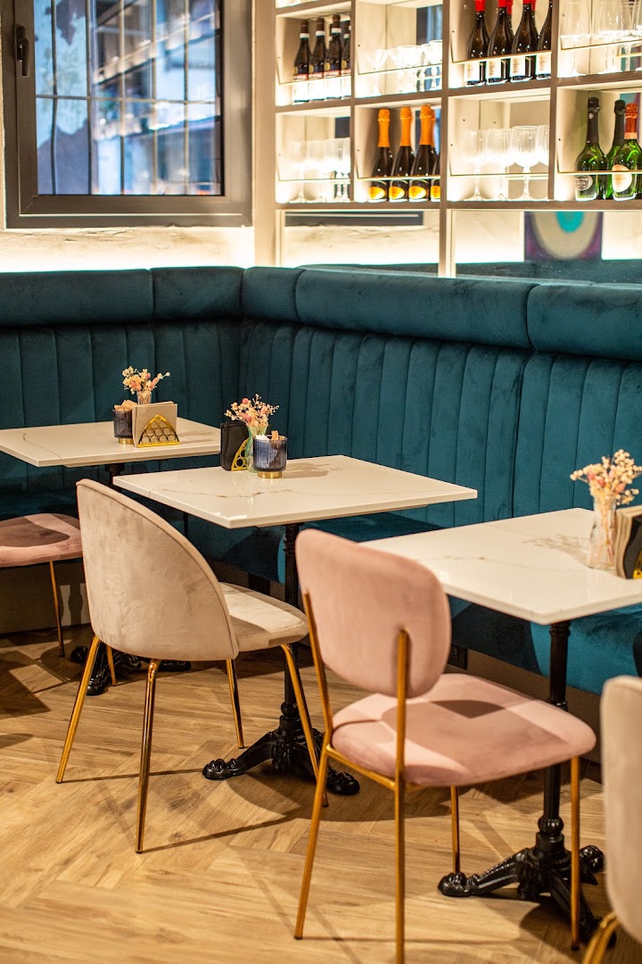 Ioi Milano caffè bistrot