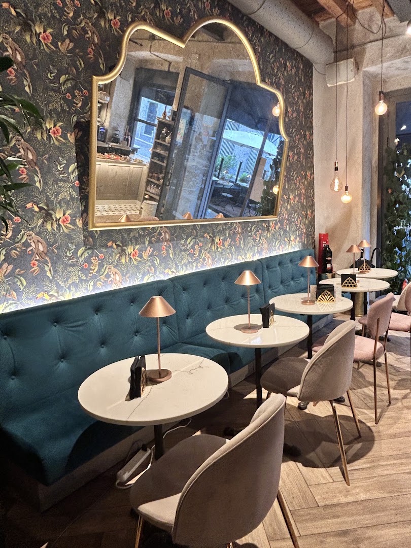 Ioi Milano caffè bistrot