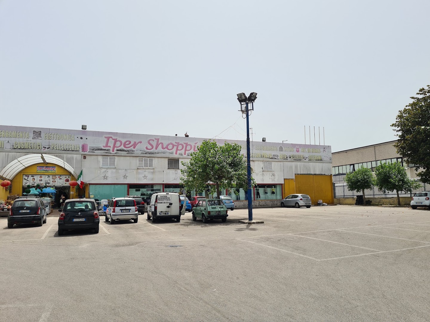 Iper Shopping, Mugnano di Napoli