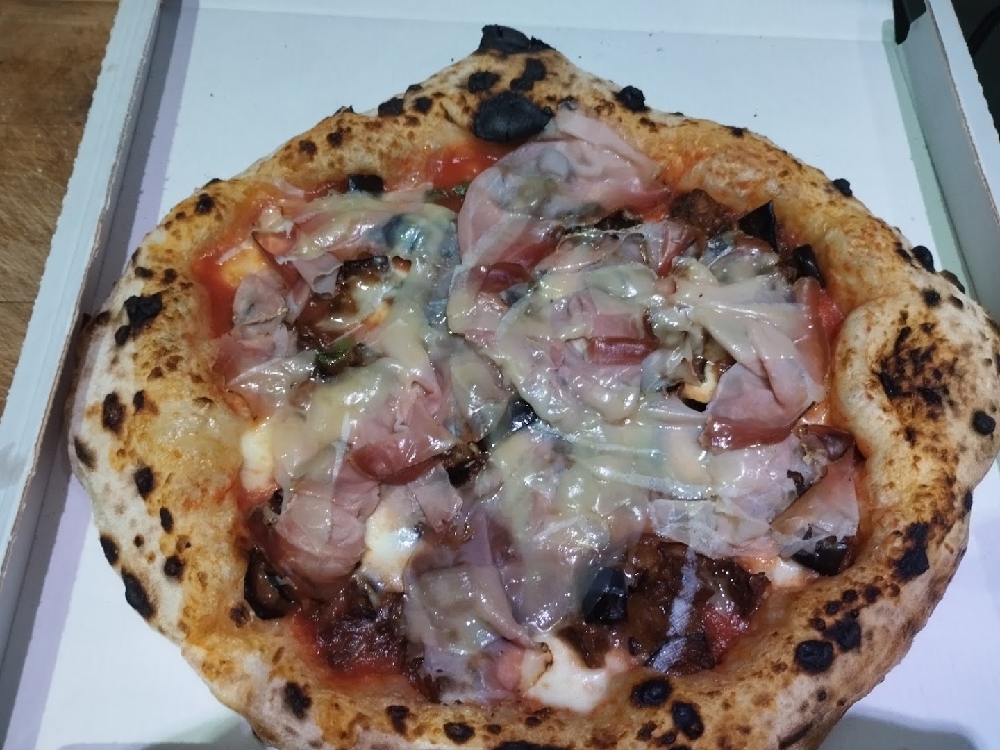 Ischia Pizza E Panuozzi