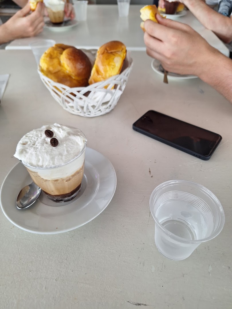 ISLA Bar, enoteca, ristorante, pizzeria