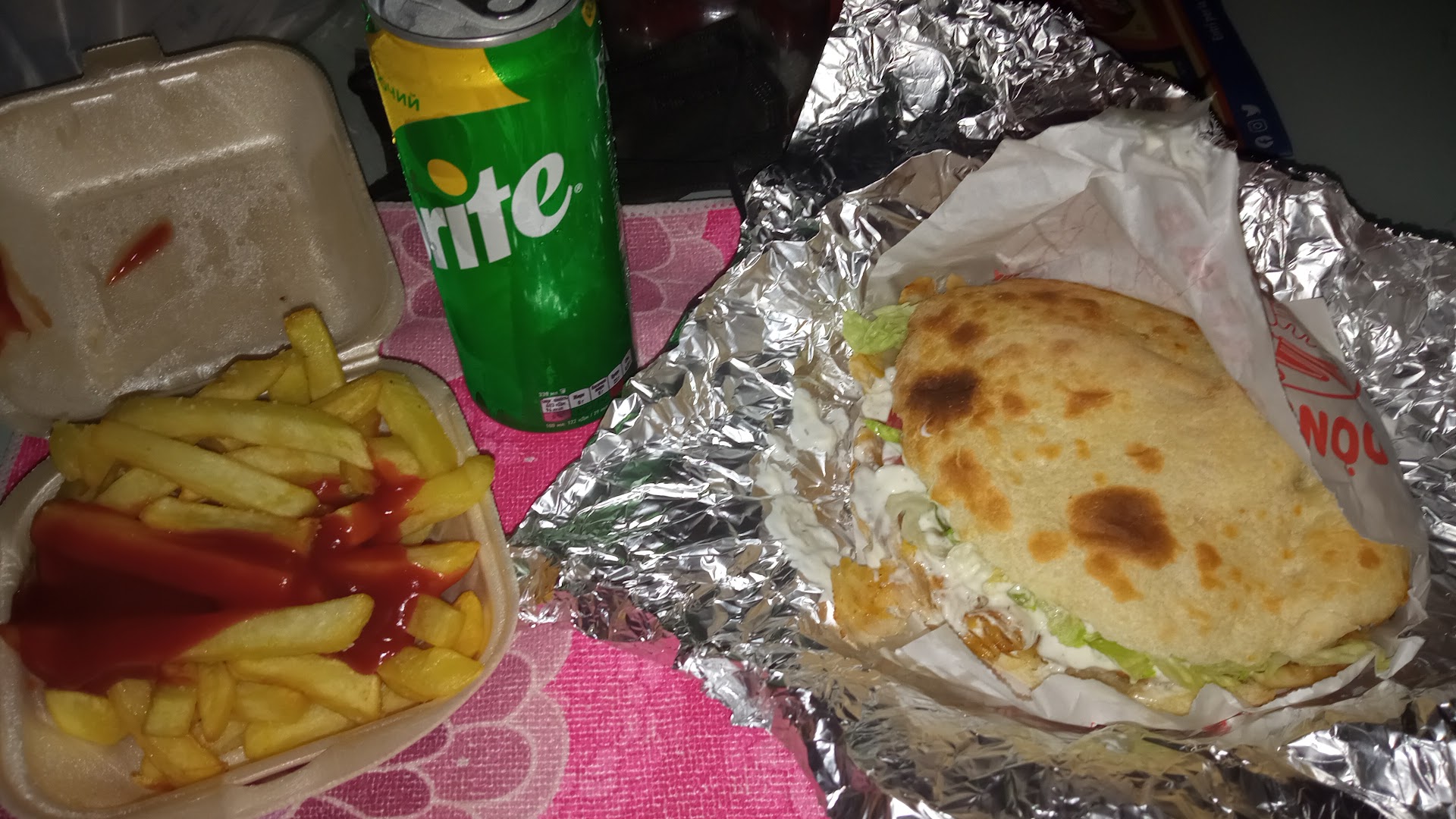 Istanbul Bollate Kebab Pizza