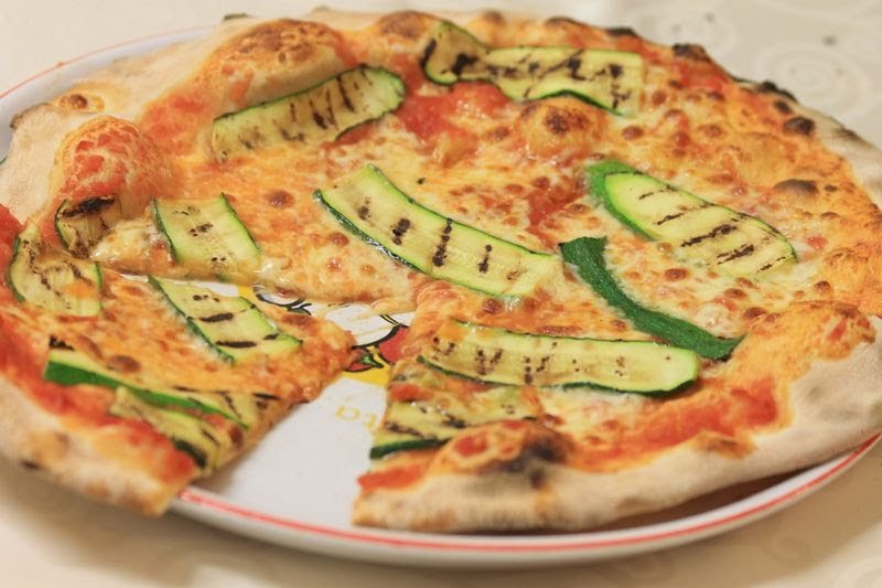 Istanbul. Carbone kebap pizza