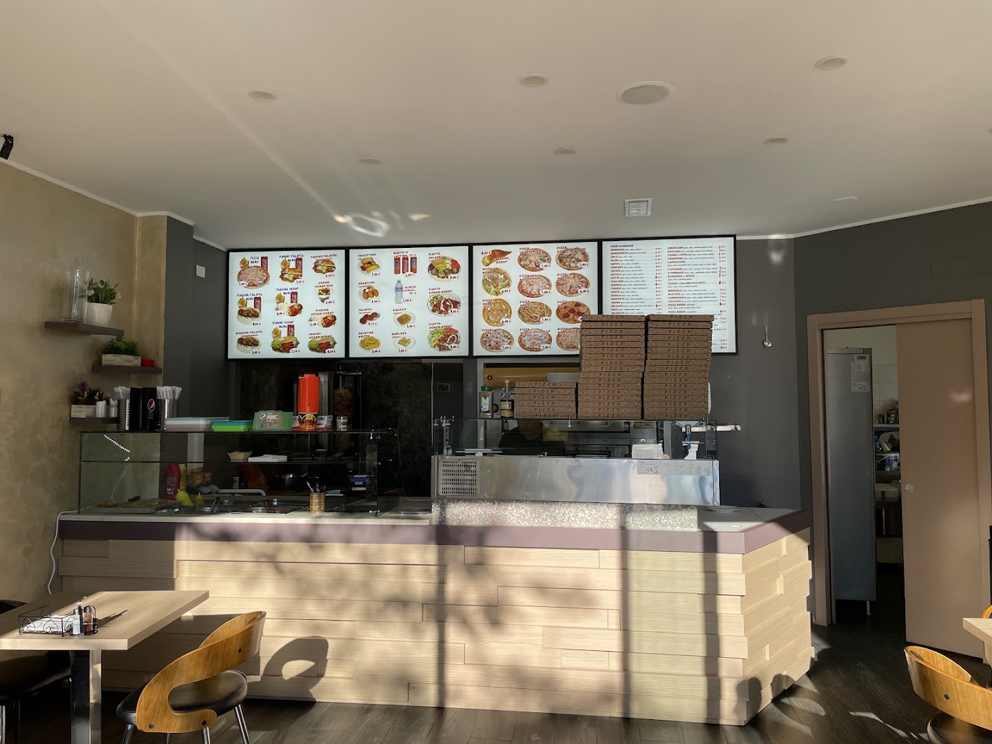 ISTANBUL CITY DONER KEBAP E PIZZA