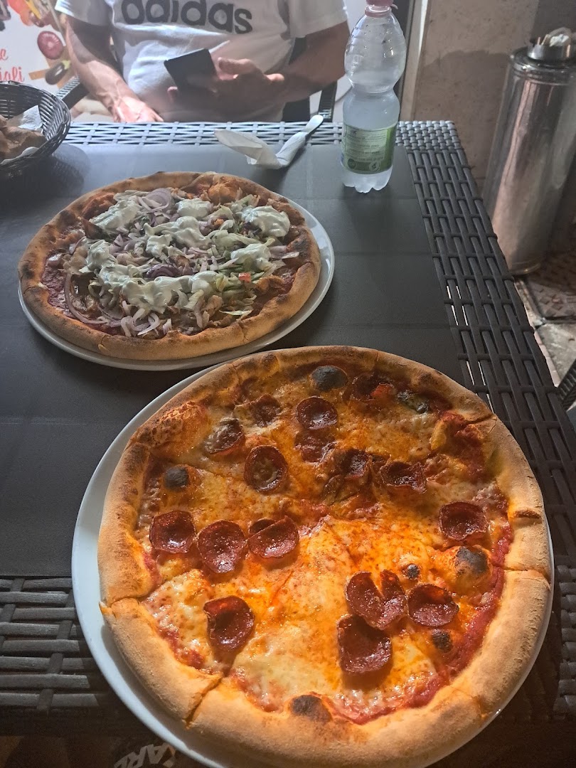Istanbul City Kebap Pizza