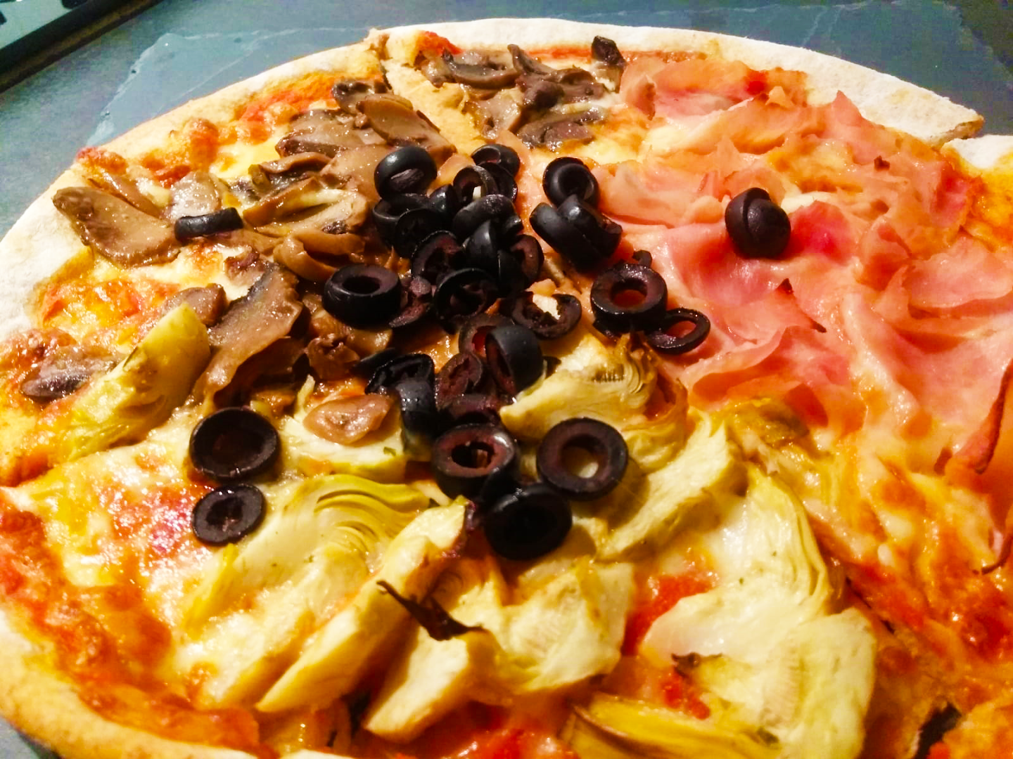 Istanbul City Pizzeria d'asporto Kebap