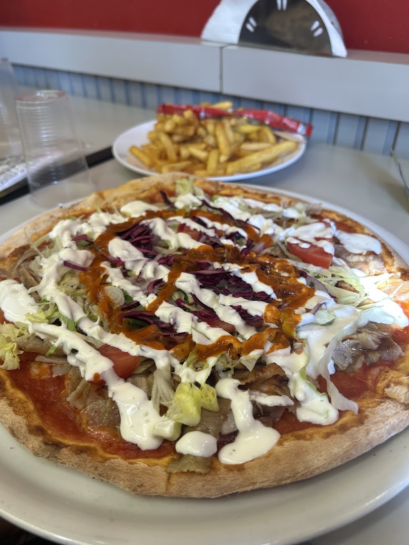 Istanbul Frattini Kebap - Pizza