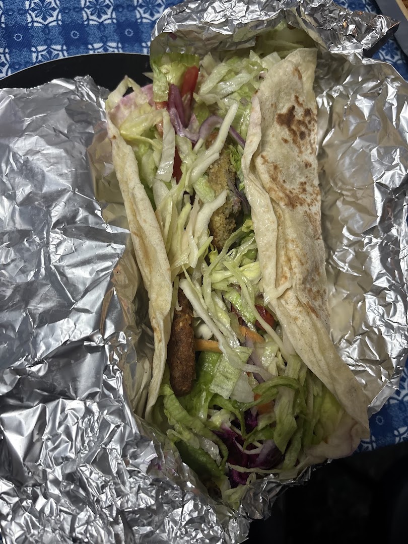 Istanbul Kebab Pizza 8