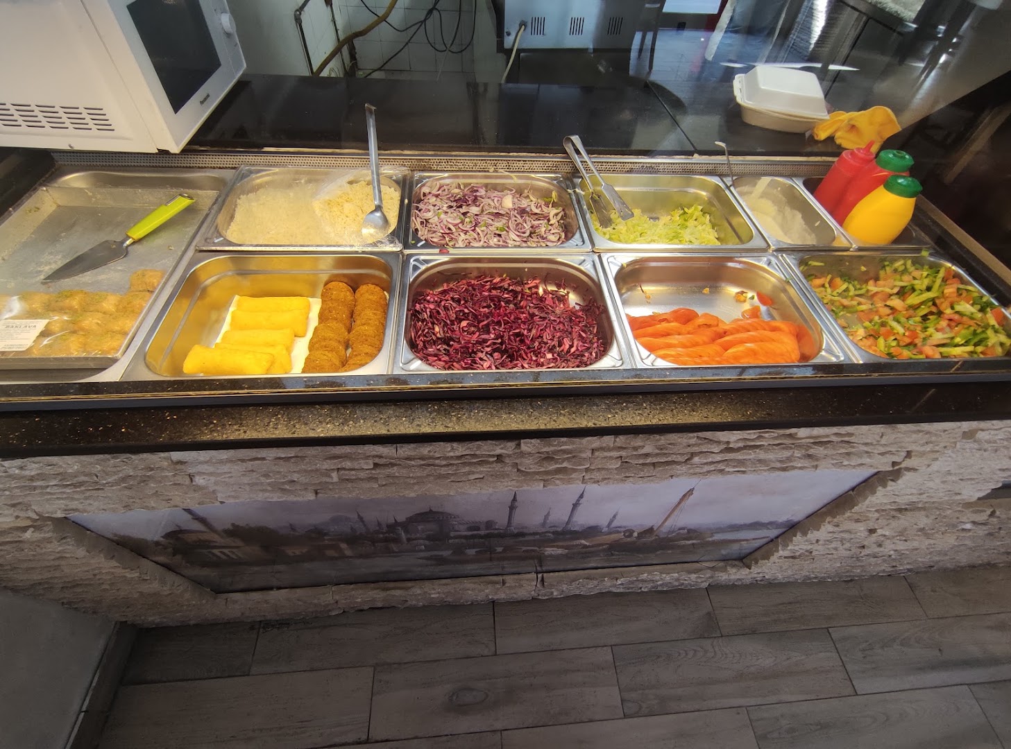 Istanbul Kebap - Pizza E Grill
