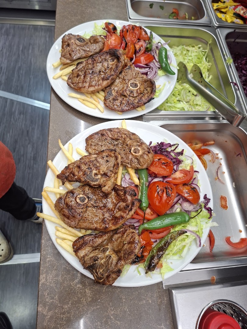 Istanbul Murillo Kebap-Pizza