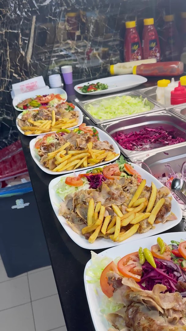 Istanbul orzinuovi turkish kebap pizza gril