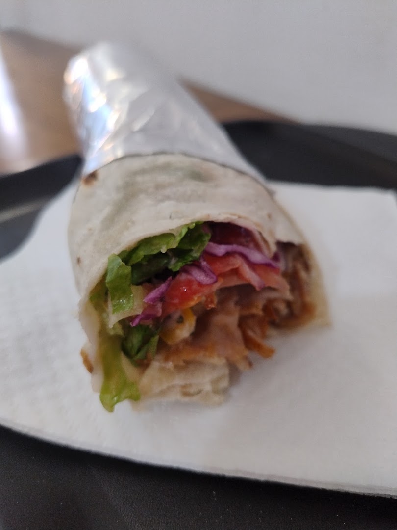 Istanbul pizza kebab