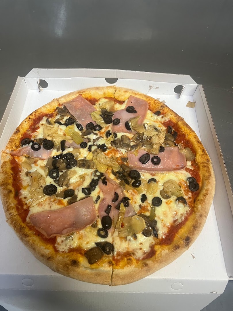 Istanbul Pizzeria Kebab Grill
