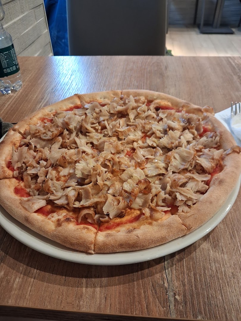 Istanbul Punto Kebap Pizza Hamburger