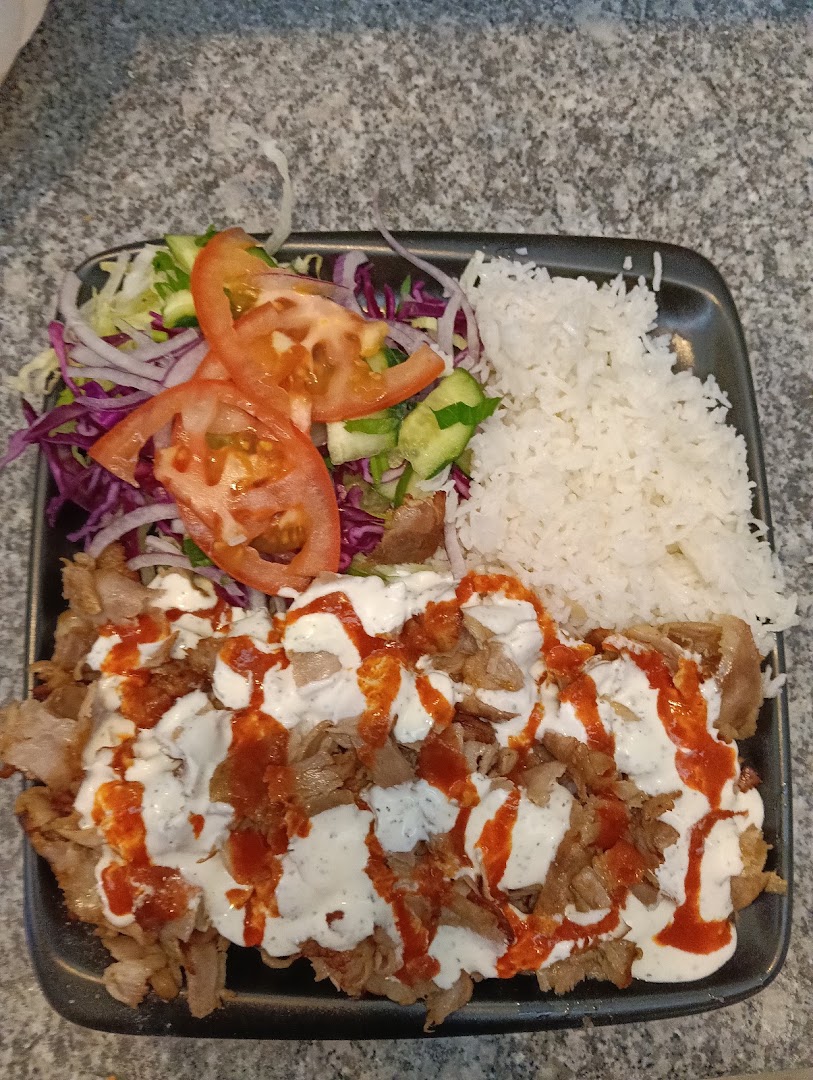 Istanbul ravizza kebap, Milano