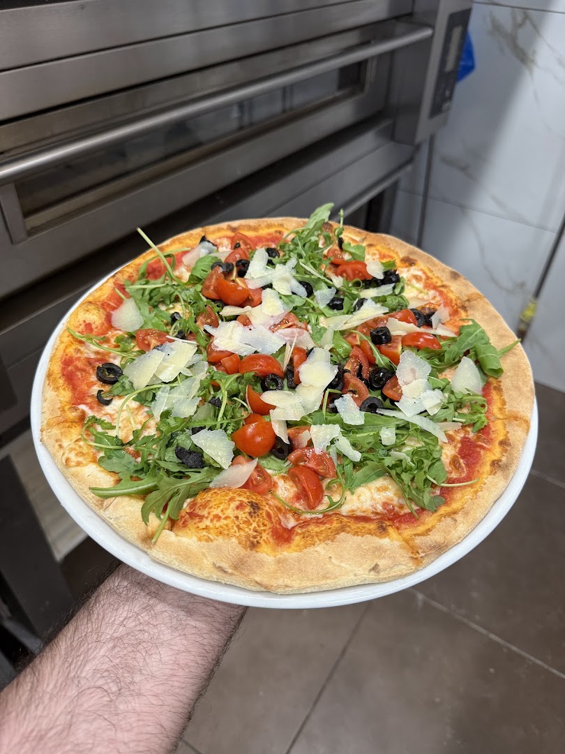 Istanbul Turkish Pizza Kebap, Tradate