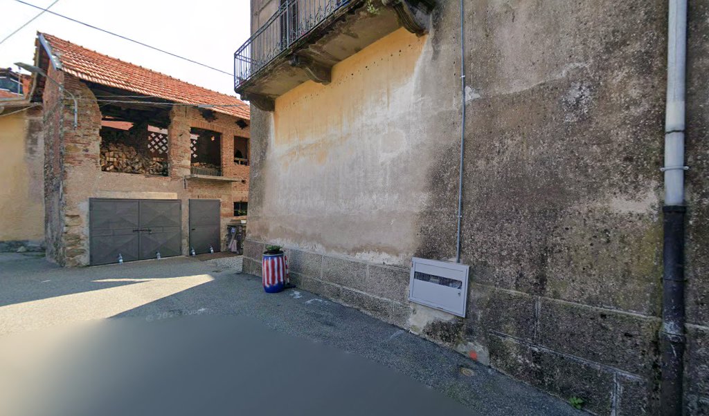 Italian Pest Service, Roasio