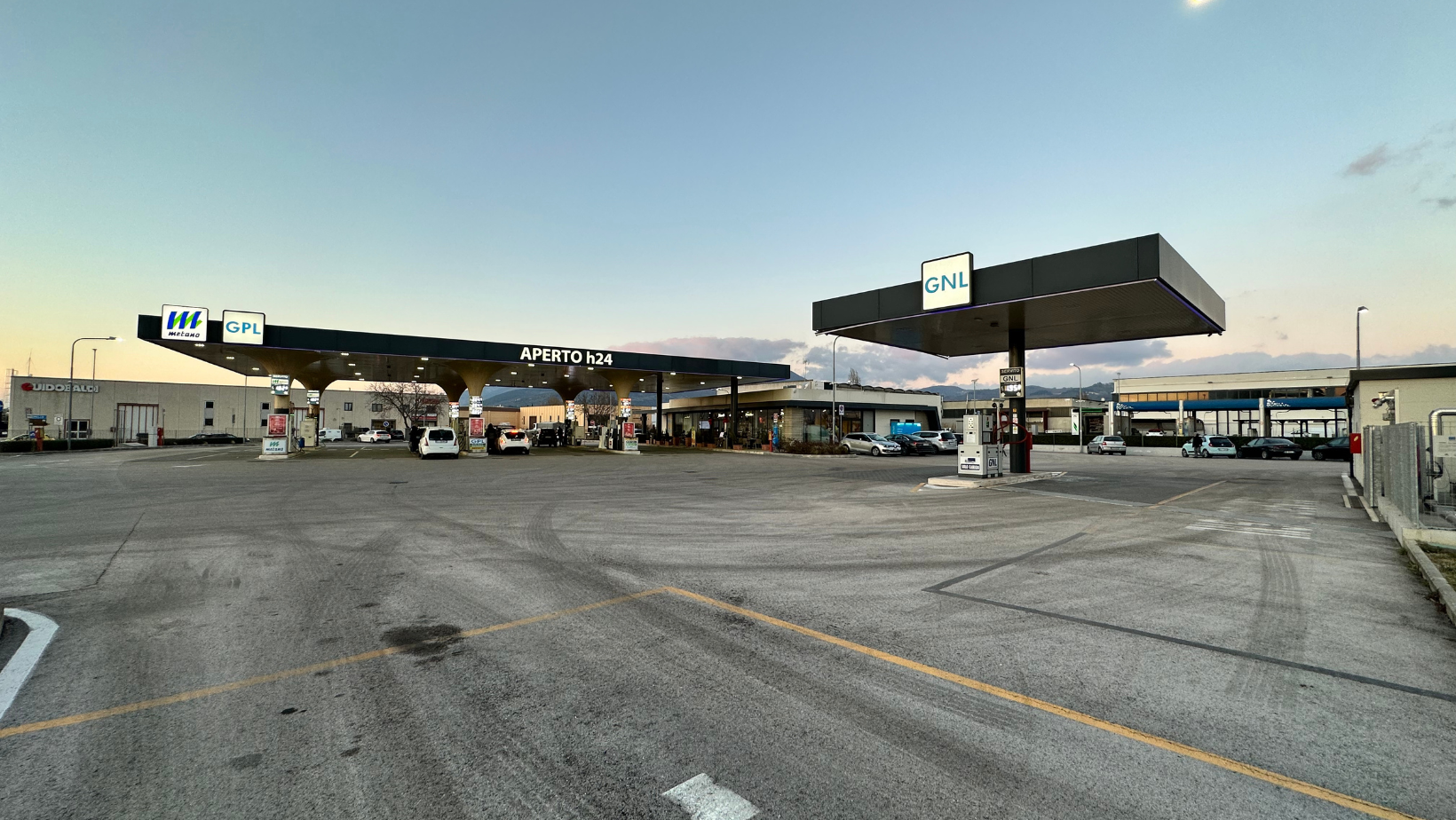 Italy On The Road | Foligno - Area di Servizio