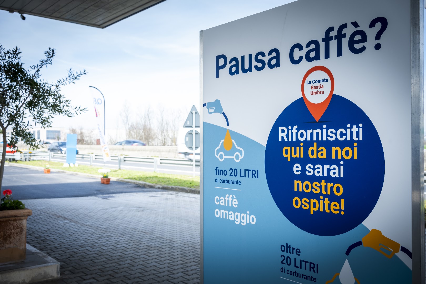 Italy On The Road | La Cometa | Bastia Umbra - Area di Servizio