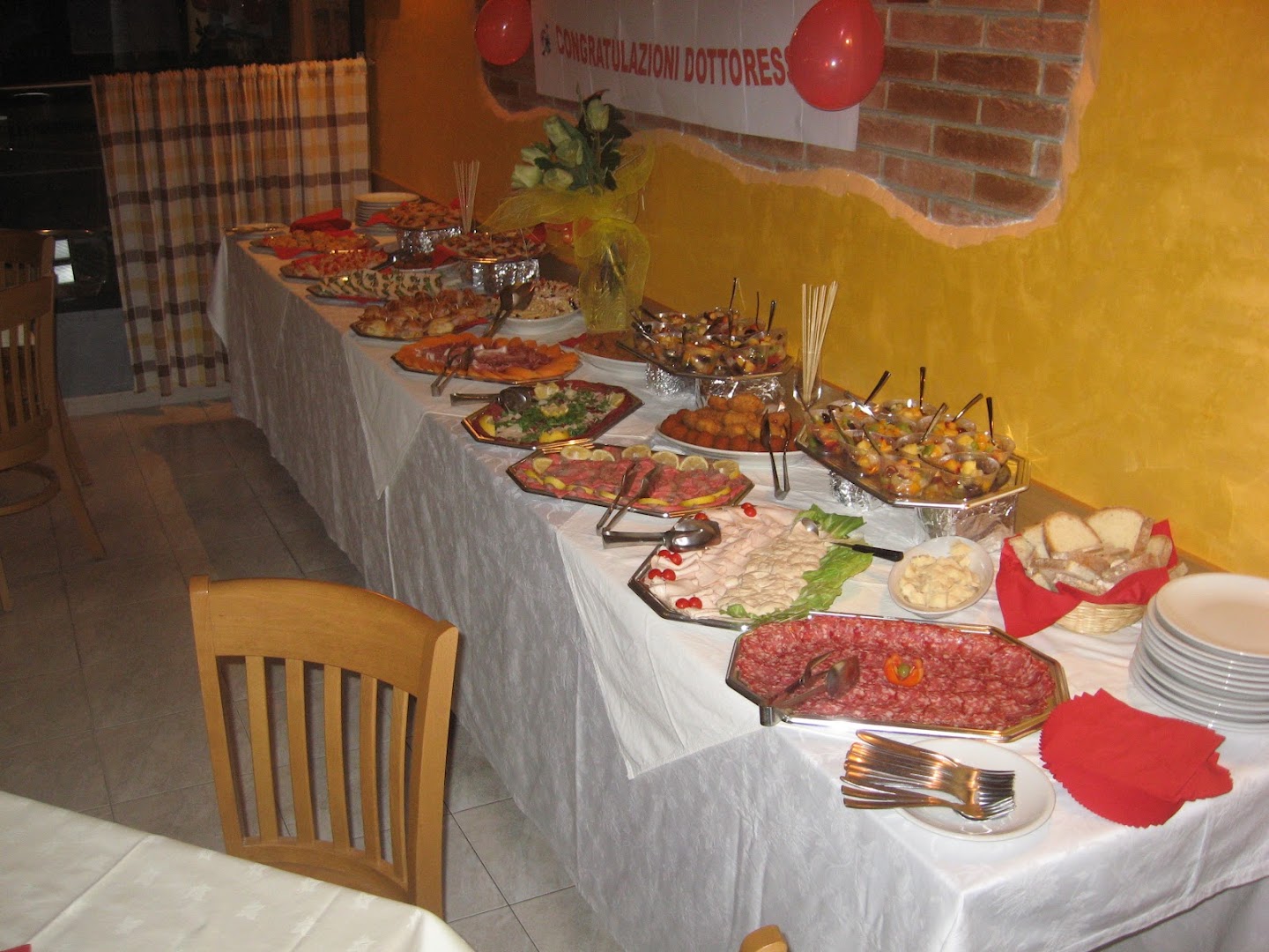Izzy Bar, Marcallo con Casone