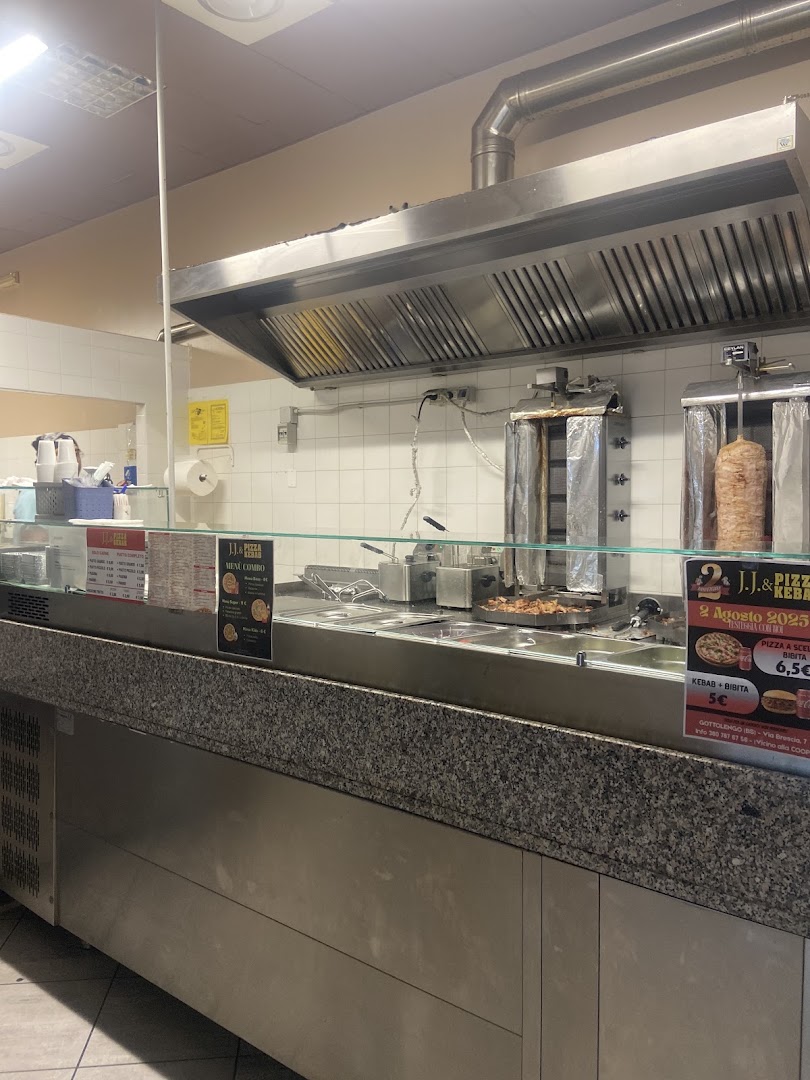 J.J. Pizza & Kebab