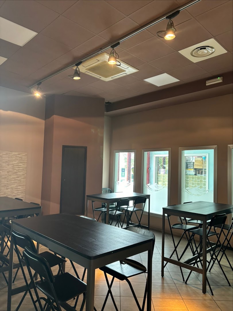 J.J. Pizza & Kebab