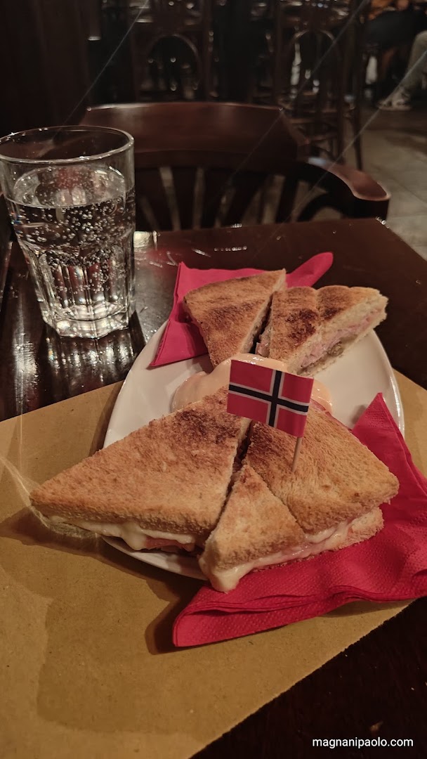 Jacky'S Parlour Pub