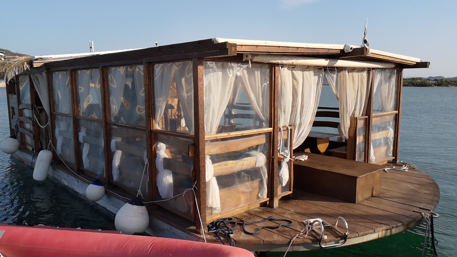 Jan Club On The Sea