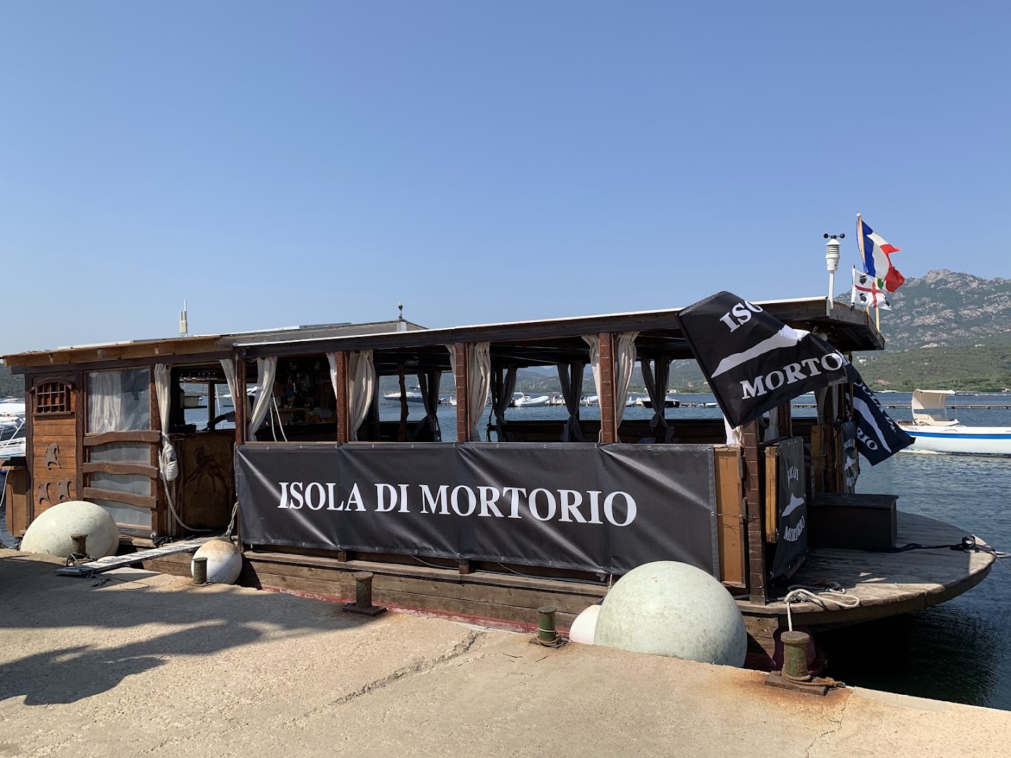 Jan Club On The Sea