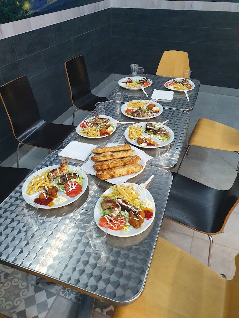 Jannate Pizza Kebab Grill