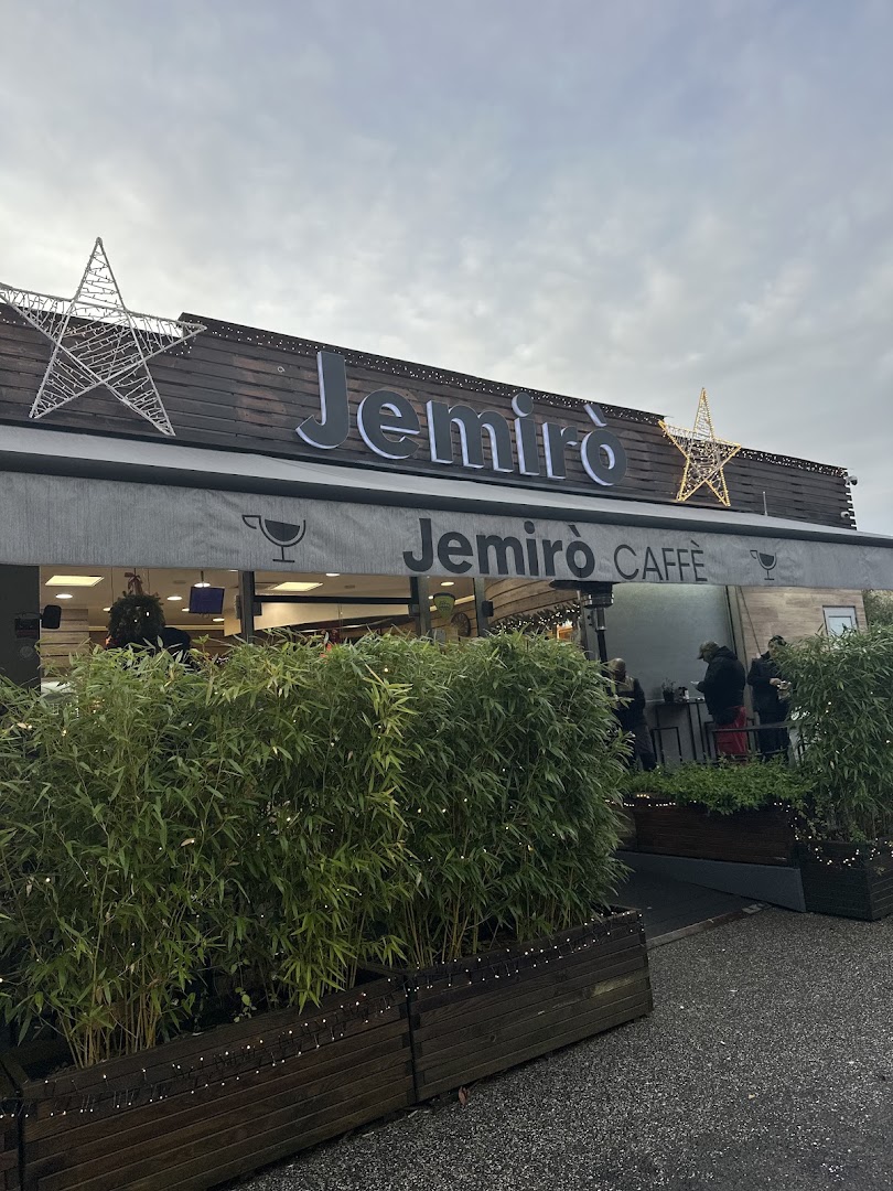 JEMIRÒ Lounge Bar