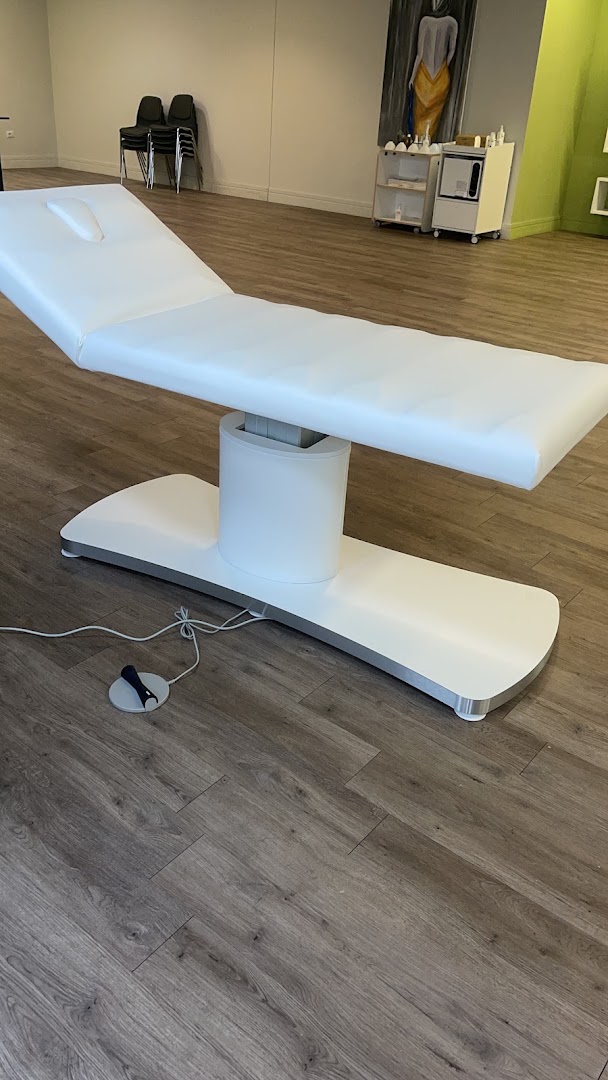 Jera S.r.l. - Macchinari e Arredamento Centri Estetici