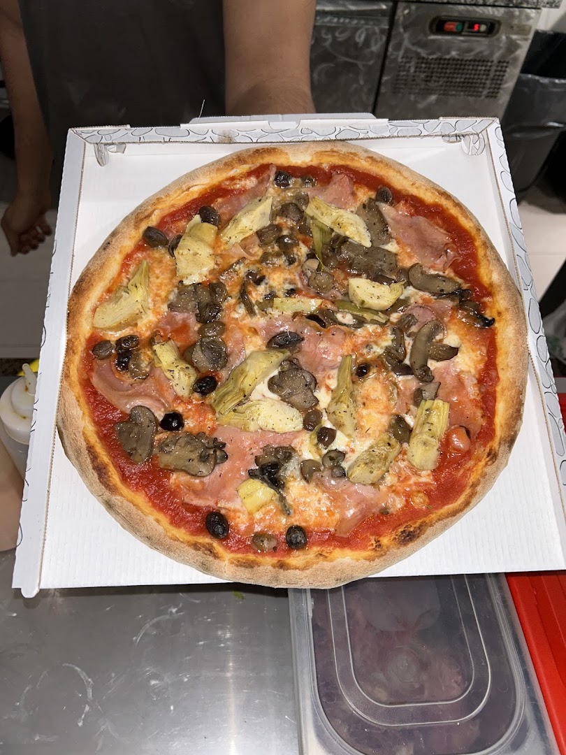 Jimmy's pizza, Genova