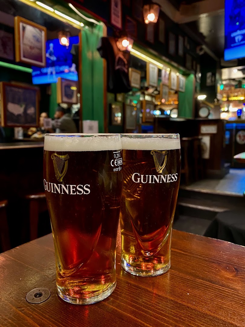 JJ CATHEDRAL IRISH PUB