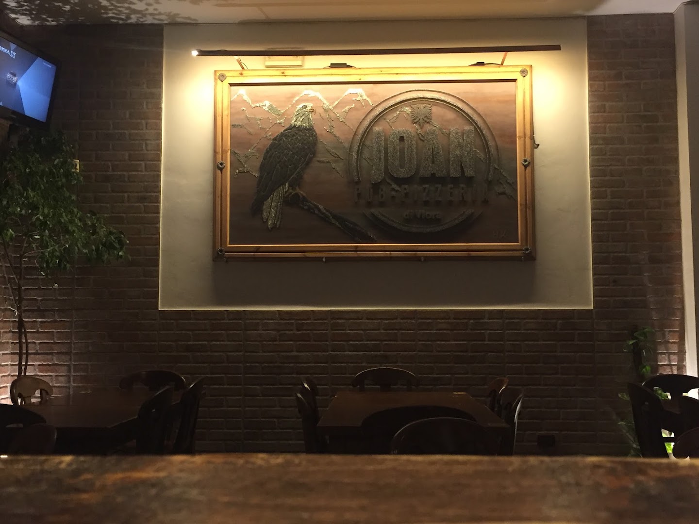 Joan Pub