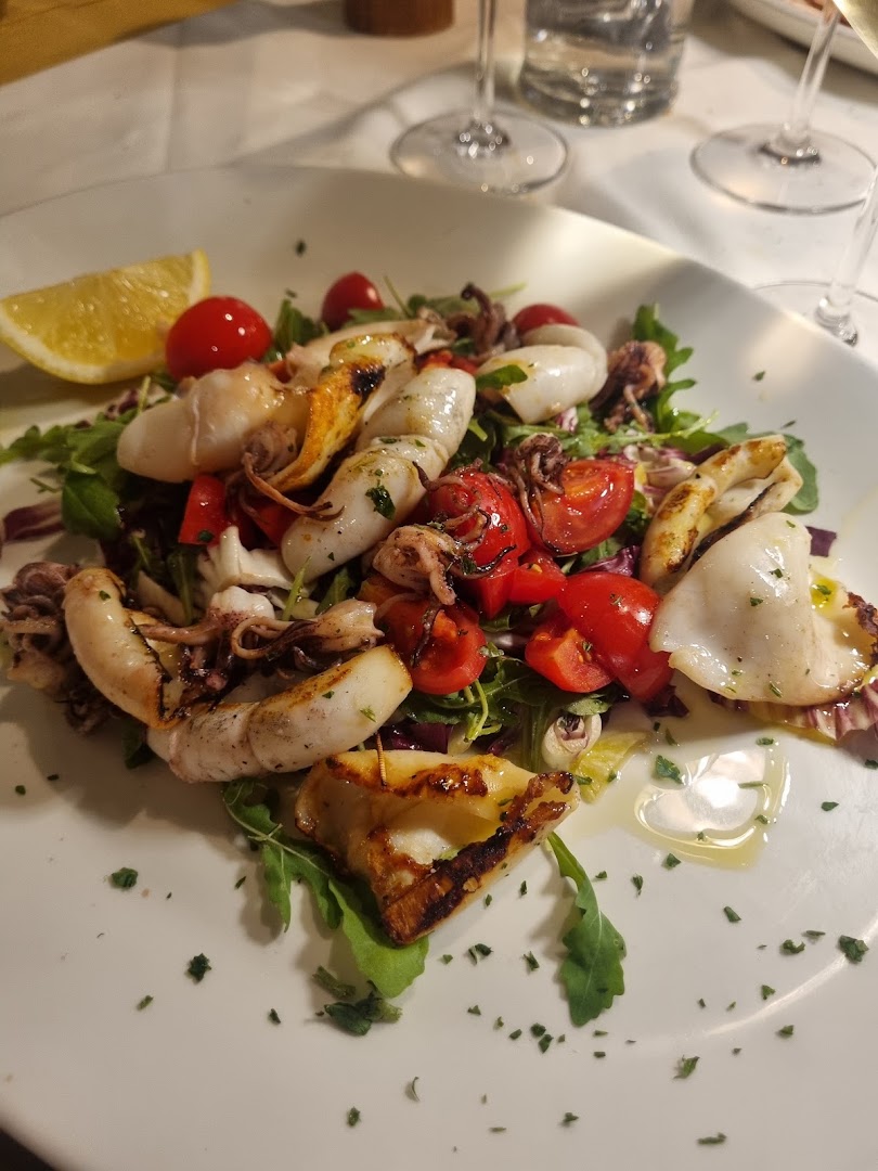 Johnnie Fox's Marina di Carrara