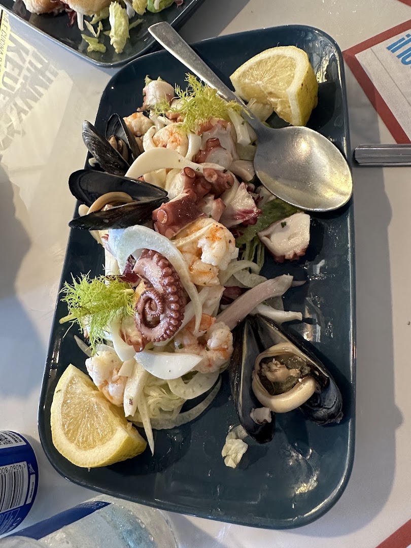 Johnny Take Uè Pizzeria & Cucina d'Eccellenza