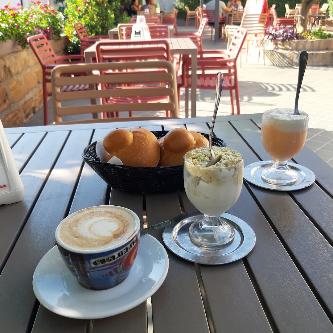 Jolli, Stalettì