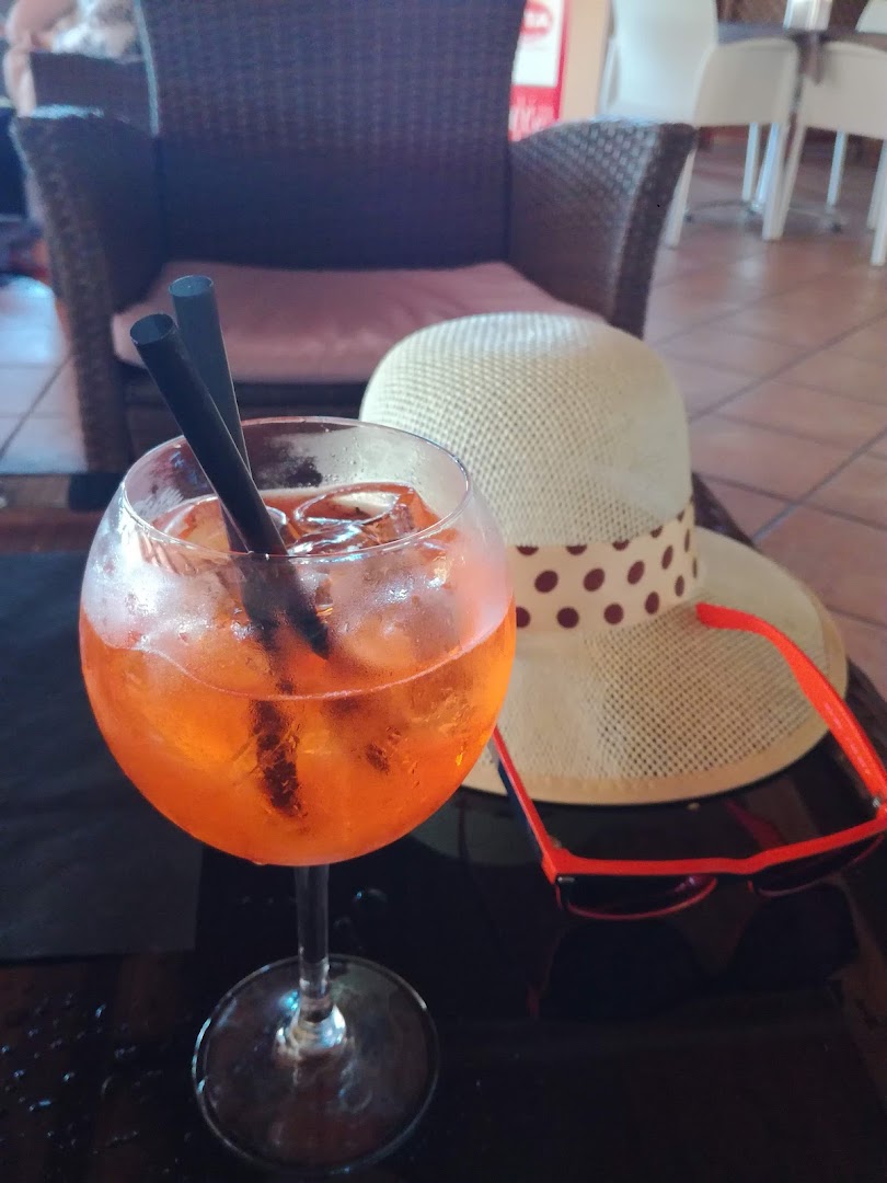 Jolly Disco Bar - Pizzeria - Costa Paradiso