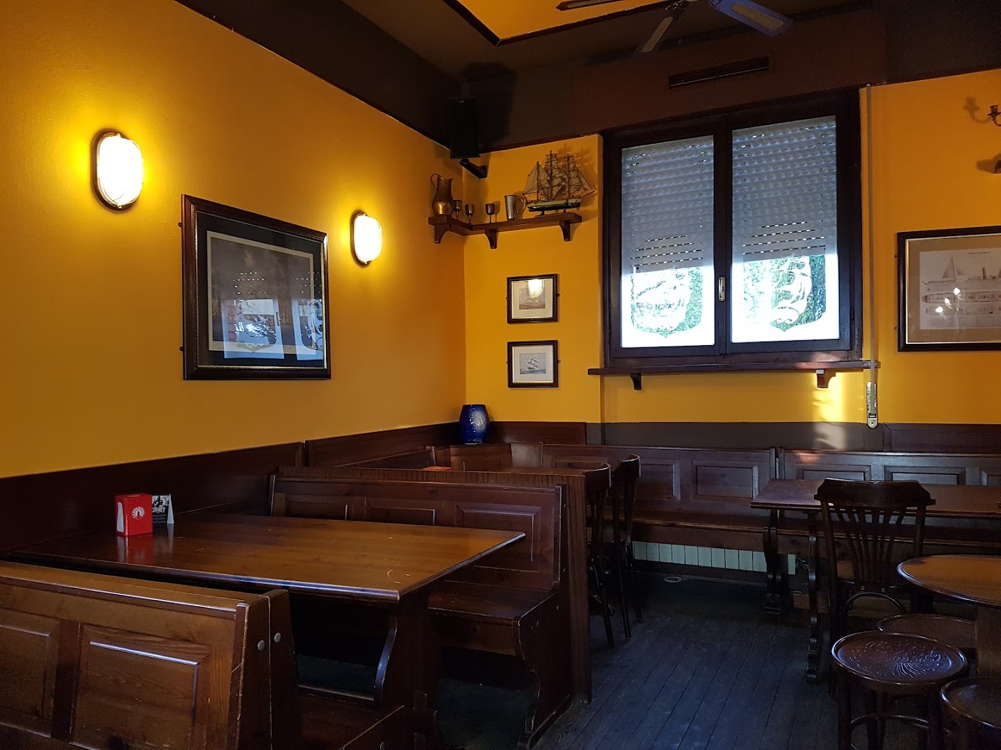 Joma pub, Cairate