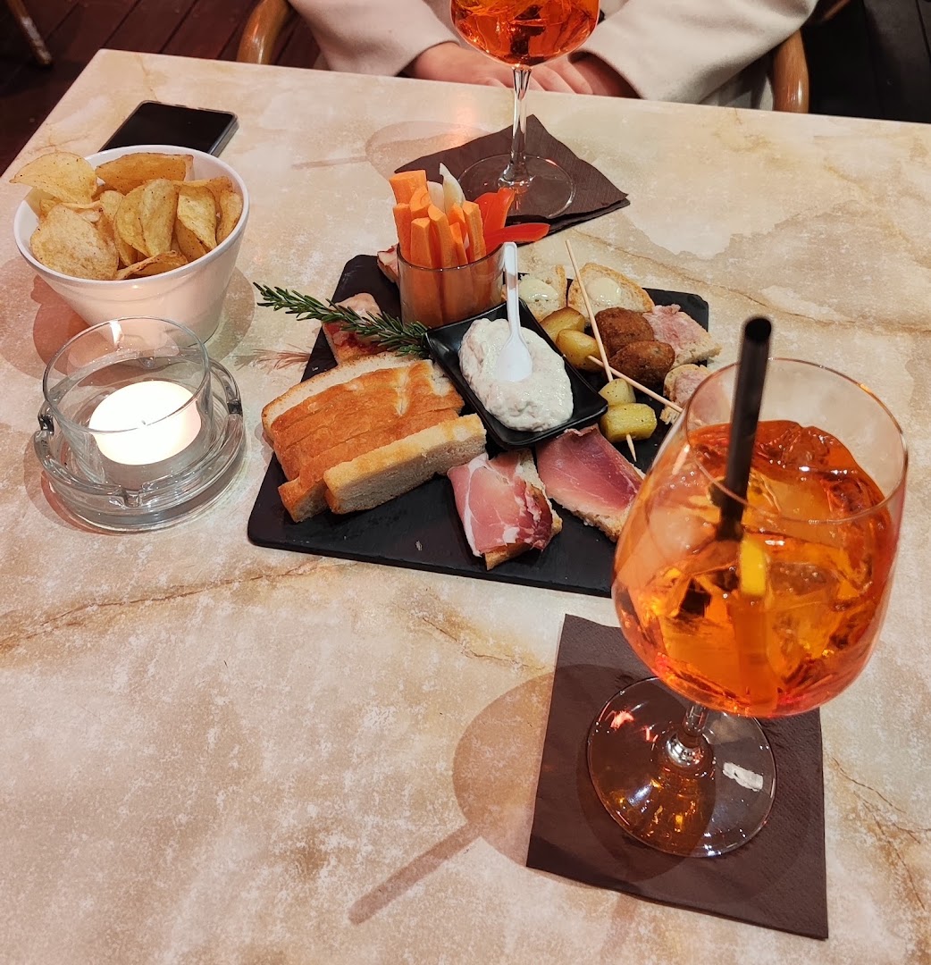 Jué Club