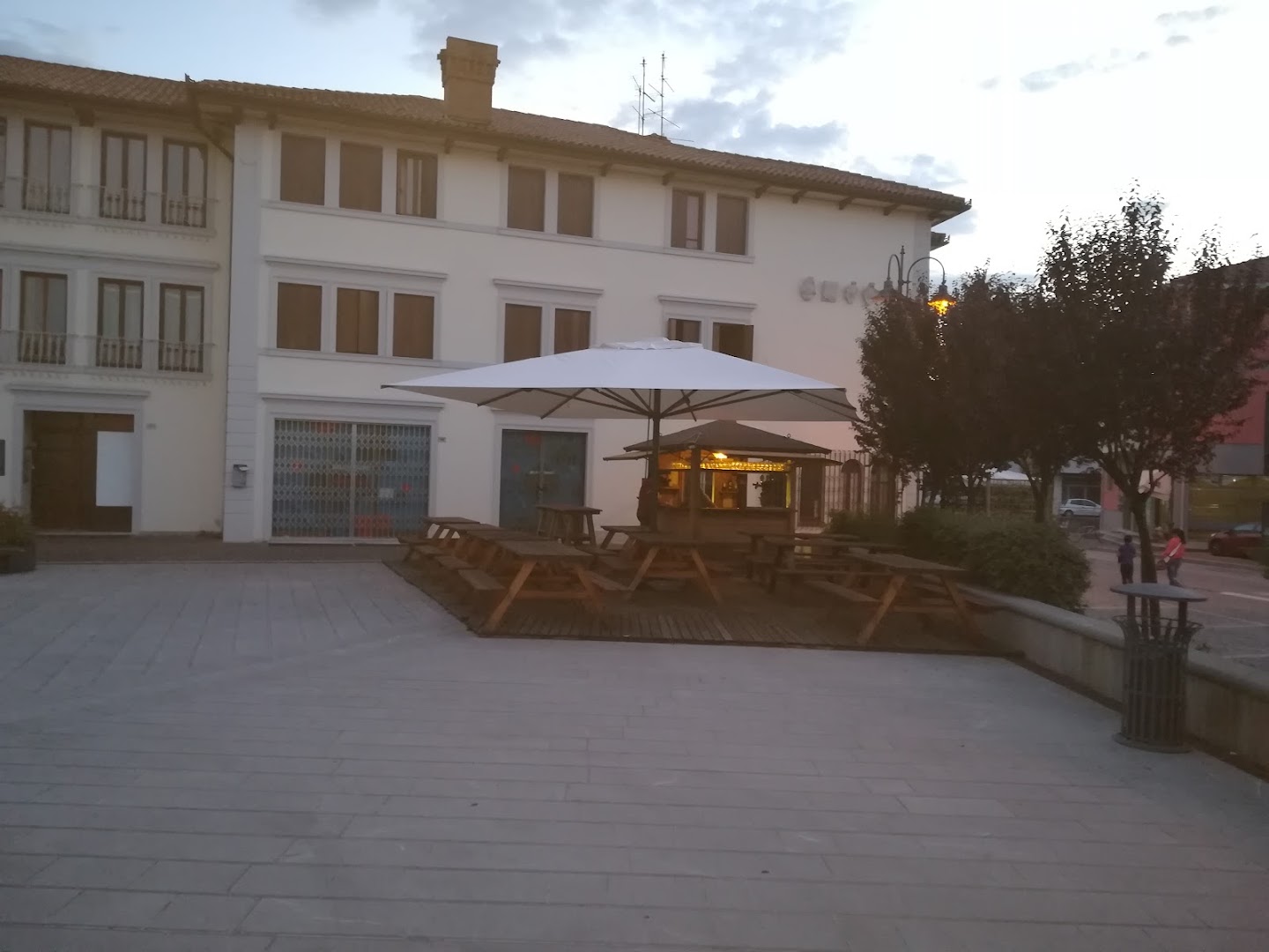 Julia Bar Di Rodaro E F.Lli Canciani Snc