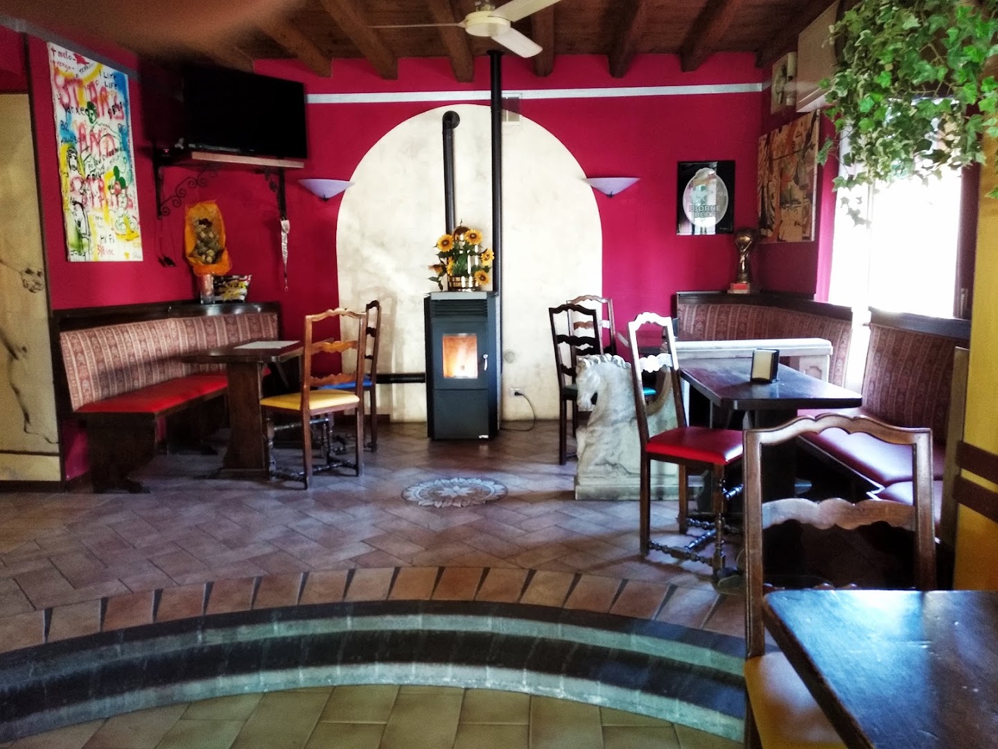 K2 Pub