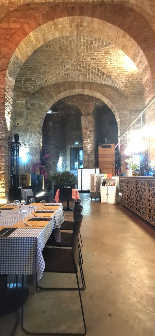 Kalhesa Restaurant & Sushi Bar