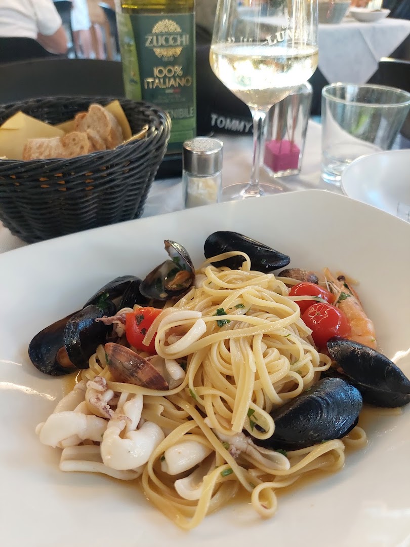 Kalika, Viareggio